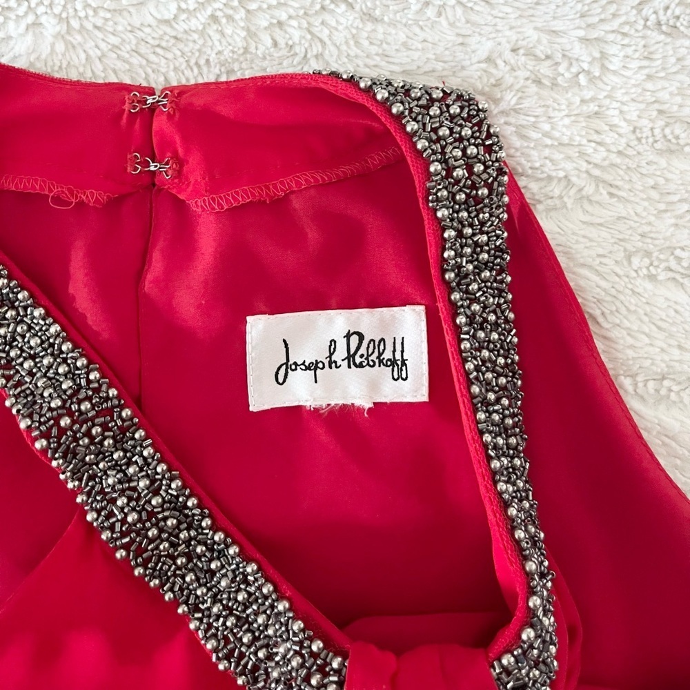 Joseph Ribkoff Red Flowy Dress with High Neckline Jewelry Collar Size Medium - Picture 4 of 5
